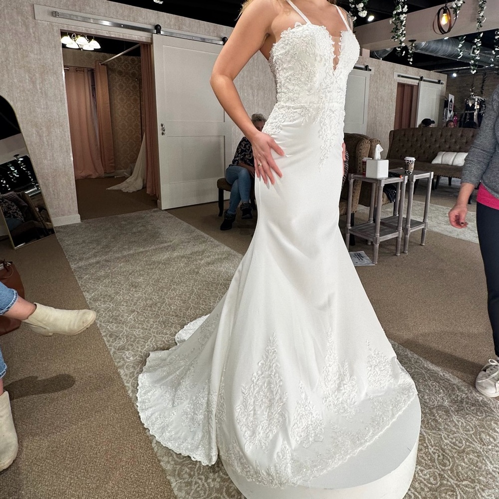 Wedding dress